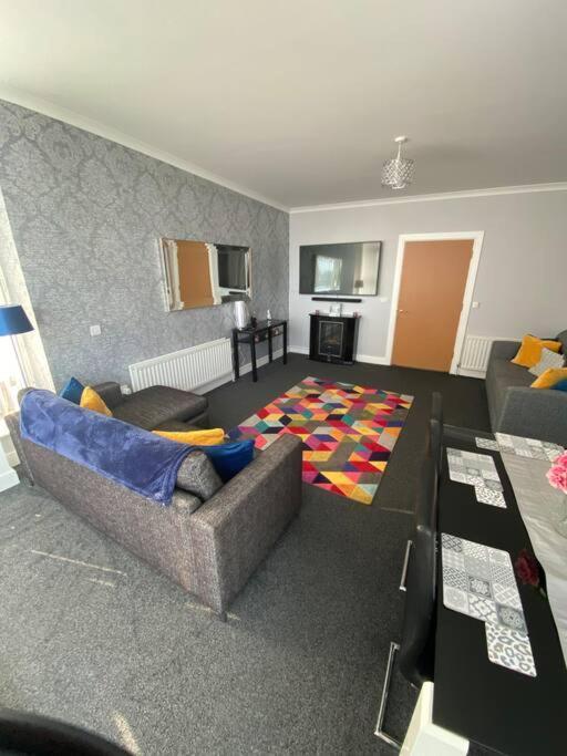 3 Bedroom Penthouse Apartment In Larne Bagian luar foto